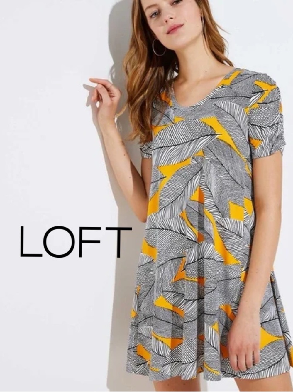 💛🖤🩶 LOFT Yellow Black Leaf Print Swing Dress | Short Sleeve Flowy Mini | Size M